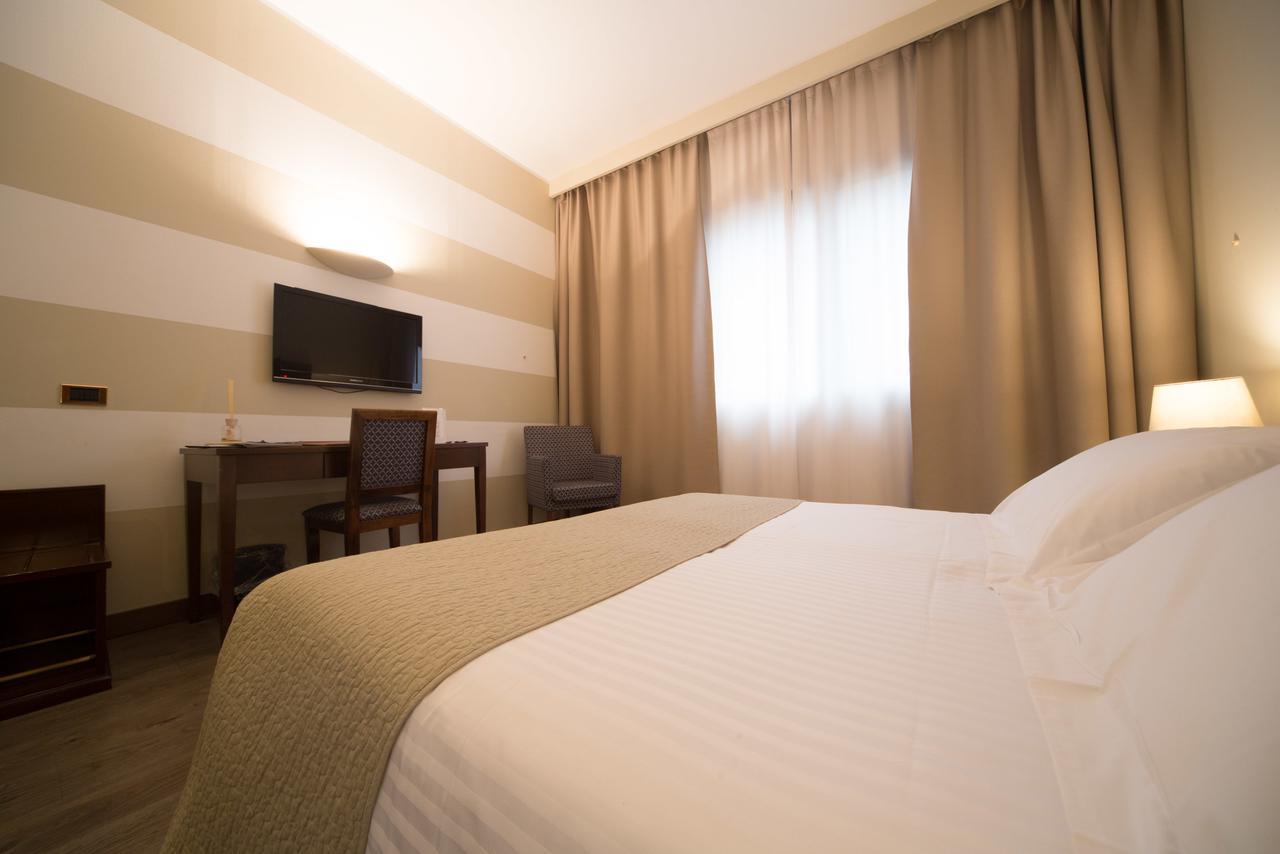 Hotel Motel Ascot Lissone Esterno foto